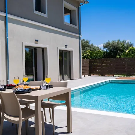 Generation And Apartment Lefkada City