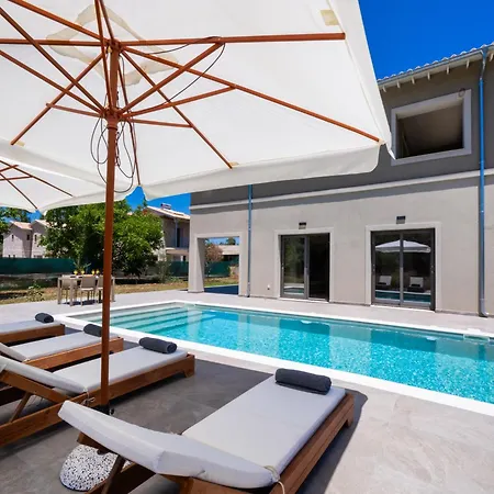 Generation And Apartment Lefkada City